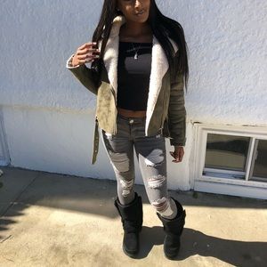 Meet your Posher, Sikyra